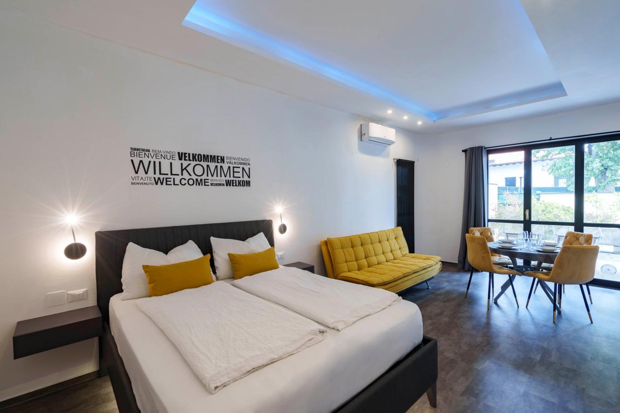 Lake Apartment Primea Sirmione Esterno foto